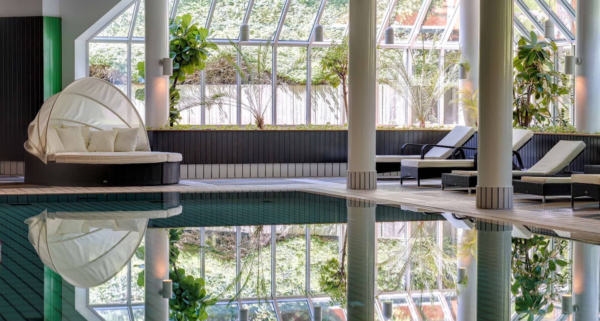 Radisson Blu Hotel, Dortmund - Active Club - Pool