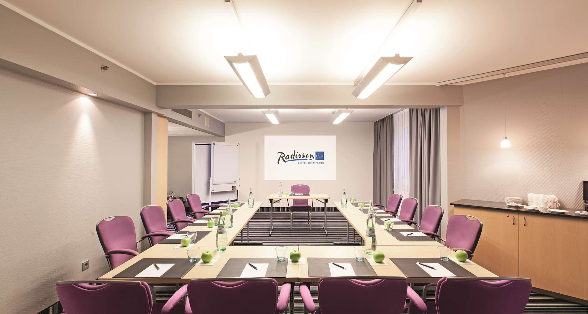 Radisson Blu Hotel, Dortmund - Tagungsraum Power Room