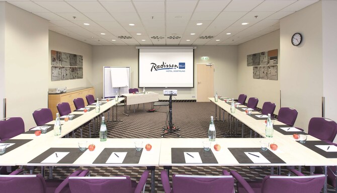 Radisson Blu Hotel, Dortmund - Suedtribuene meeting room