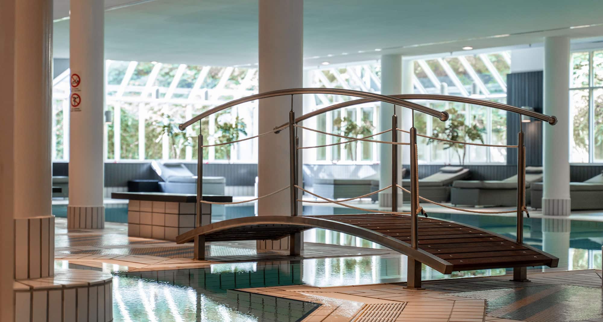 Radisson Blu Hotel, Dortmund - Pool - Innen