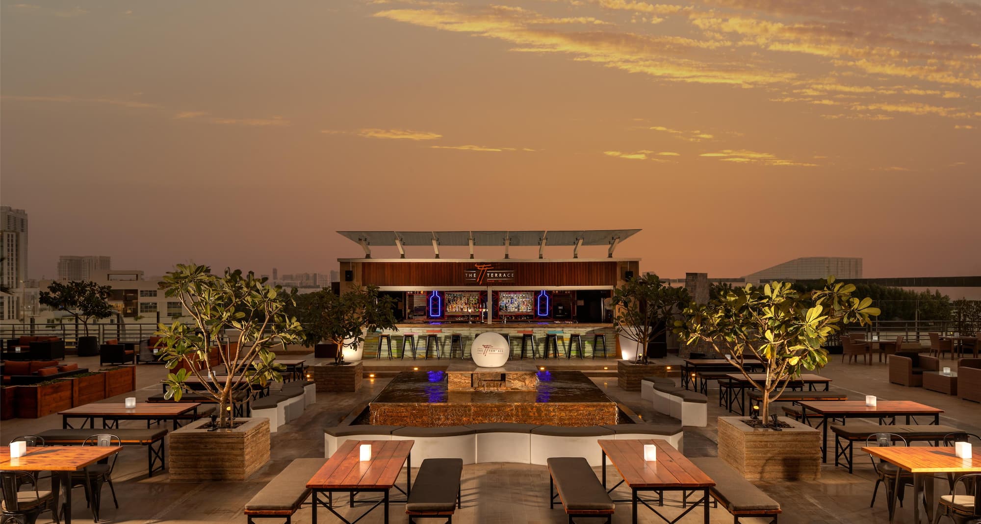 Radisson Blu Hotel, Dubai Barsha Heights - The Terrace