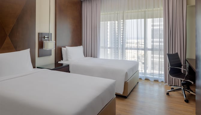 Radisson Blu Hotel, Dubai Barsha Heights - غرفة ضيوف