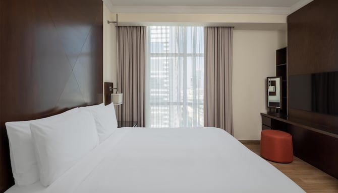 Radisson Blu Hotel, Dubai Barsha Heights - جناح