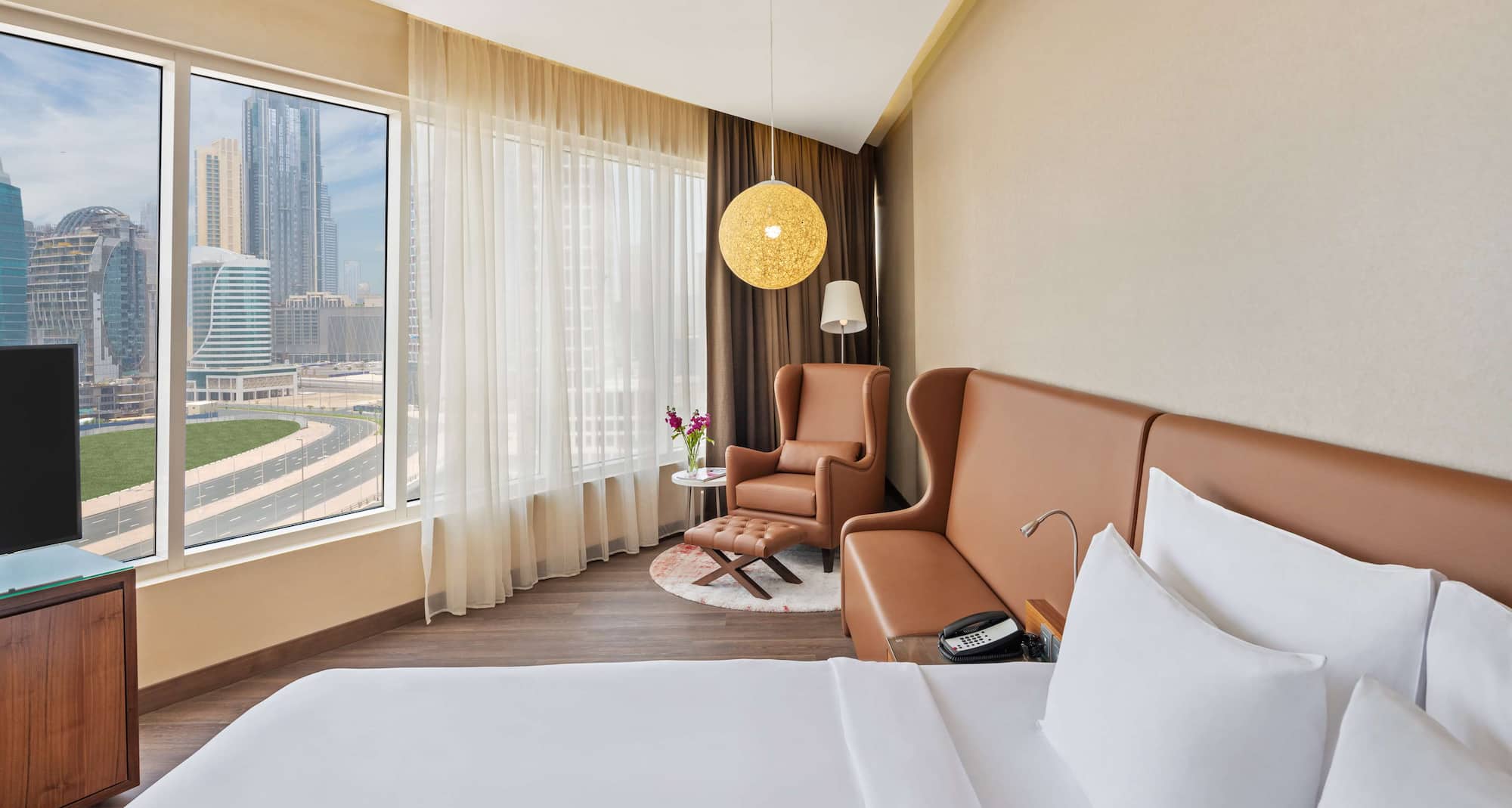 Radisson Blu Hotel, Dubai Canal View - Superior Room - Canal View