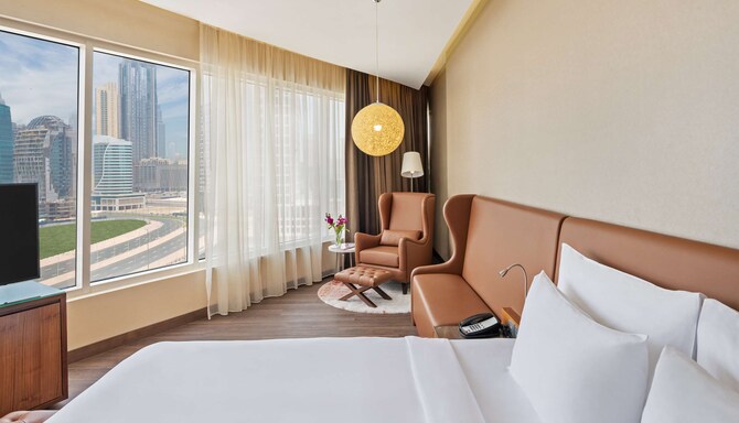 Radisson Blu Hotel, Dubai Canal View - Guest room
