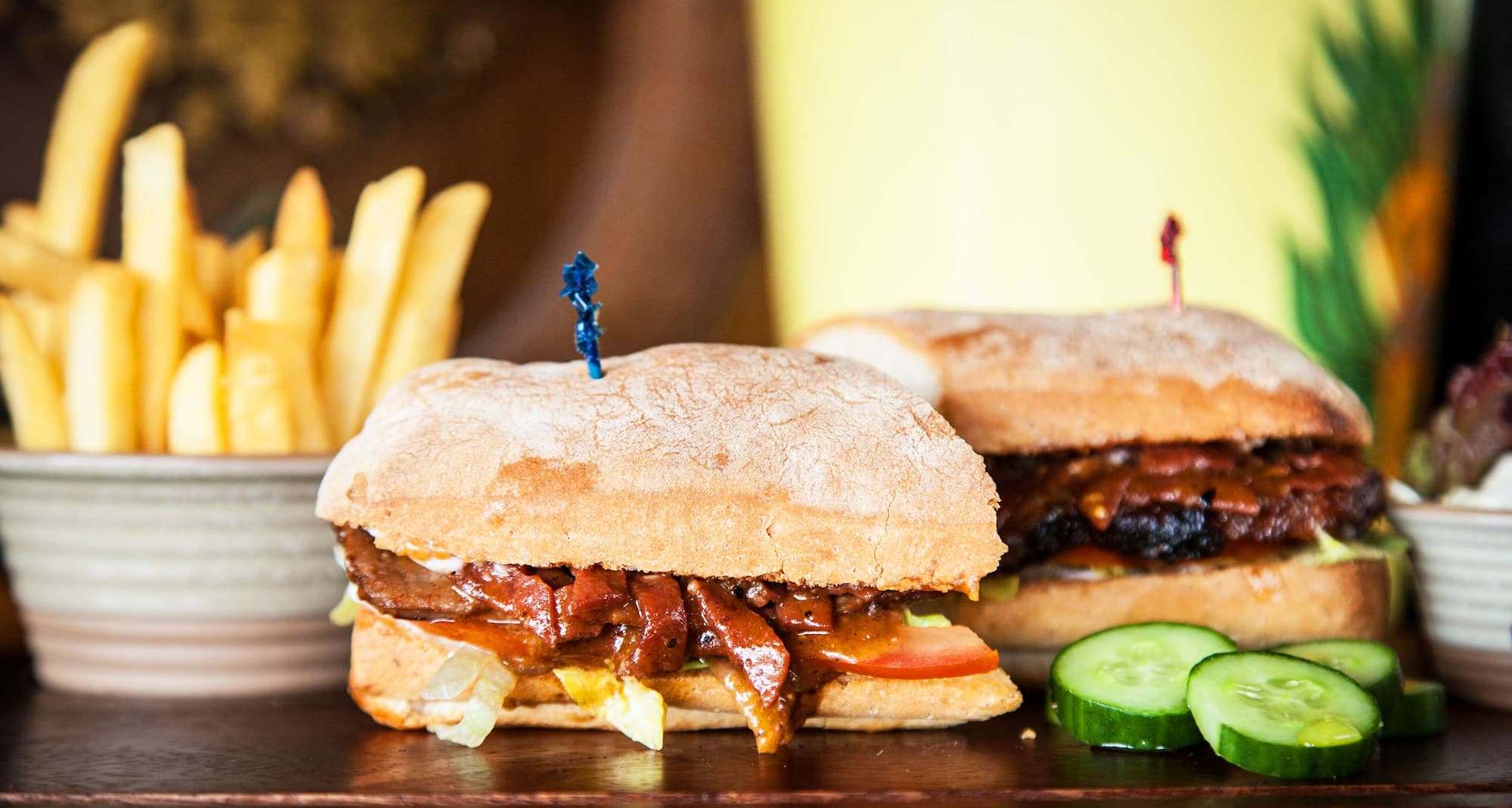 Radisson Blu Hotel, Dubai Deira Creek - The Pub Bar Food