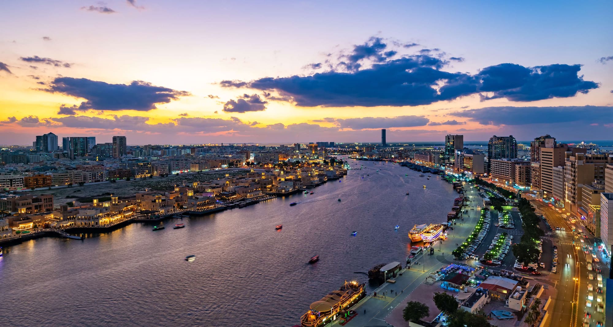 Radisson Blu Hotel, Dubai Deira Creek - Creek Rooftop View