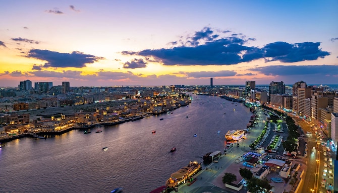 Radisson Blu Hotel, Dubai Deira Creek - Creek Rooftop View