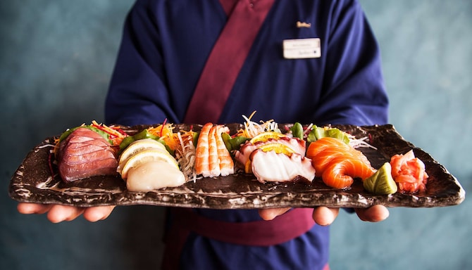 Radisson Blu Hotel, Dubai Deira Creek - Restaurant Minato, plats