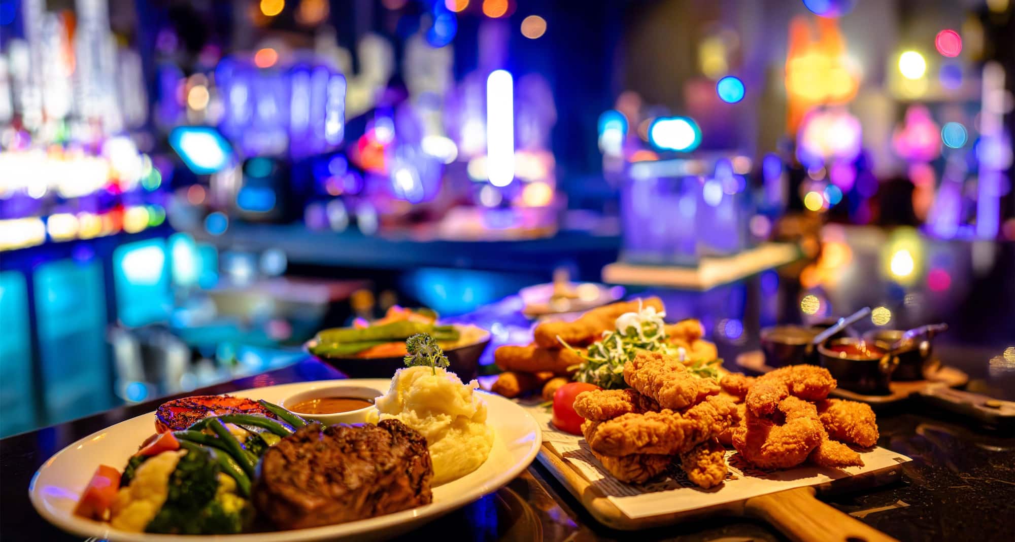 Radisson Blu Hotel, Dubai Deira Creek - Up on the th Restaurant