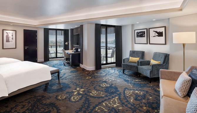 Radisson Blu Hotel, Dubai Deira Creek - Junior Queen