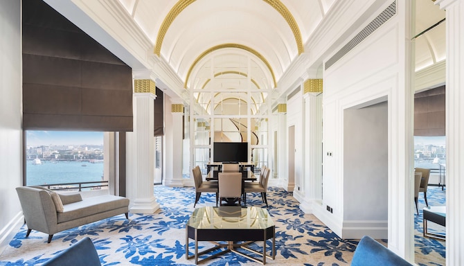 Radisson Blu Hotel, Dubai Deira Creek - Presidential Suite