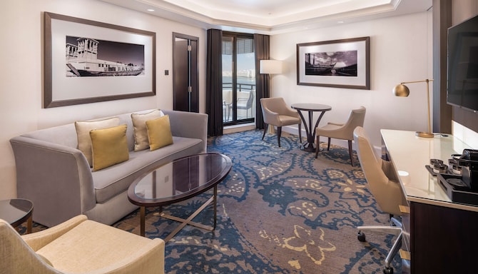 Radisson Blu Hotel, Dubai Deira Creek - Suite