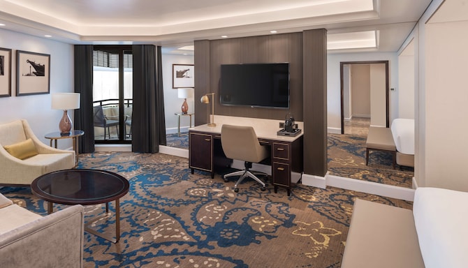 Radisson Blu Hotel, Dubai Deira Creek - Junior Suite