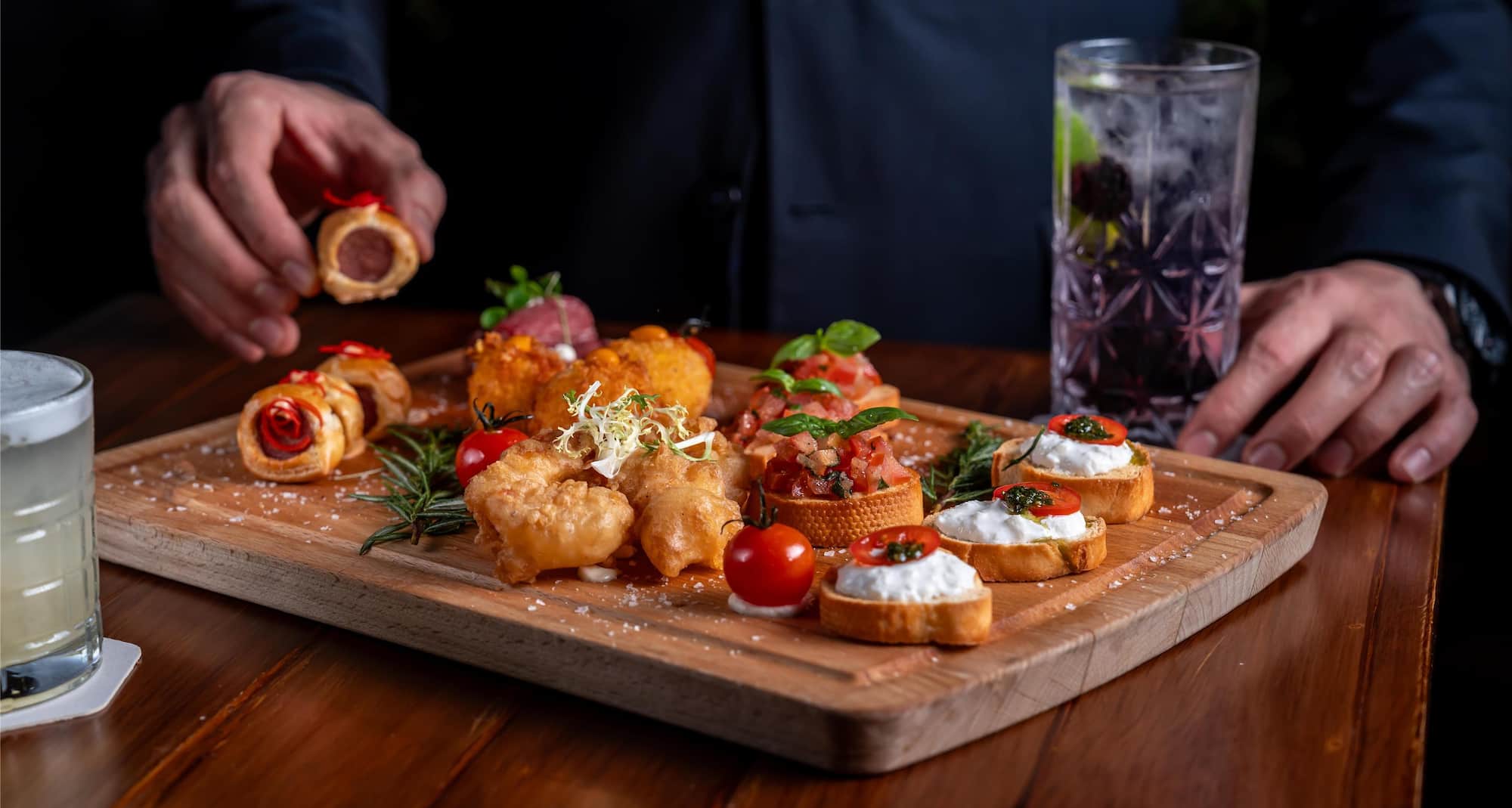 Radisson Blu Hotel, Dubai Media City - Tamanya Goes Thai _ Rooftop Bar