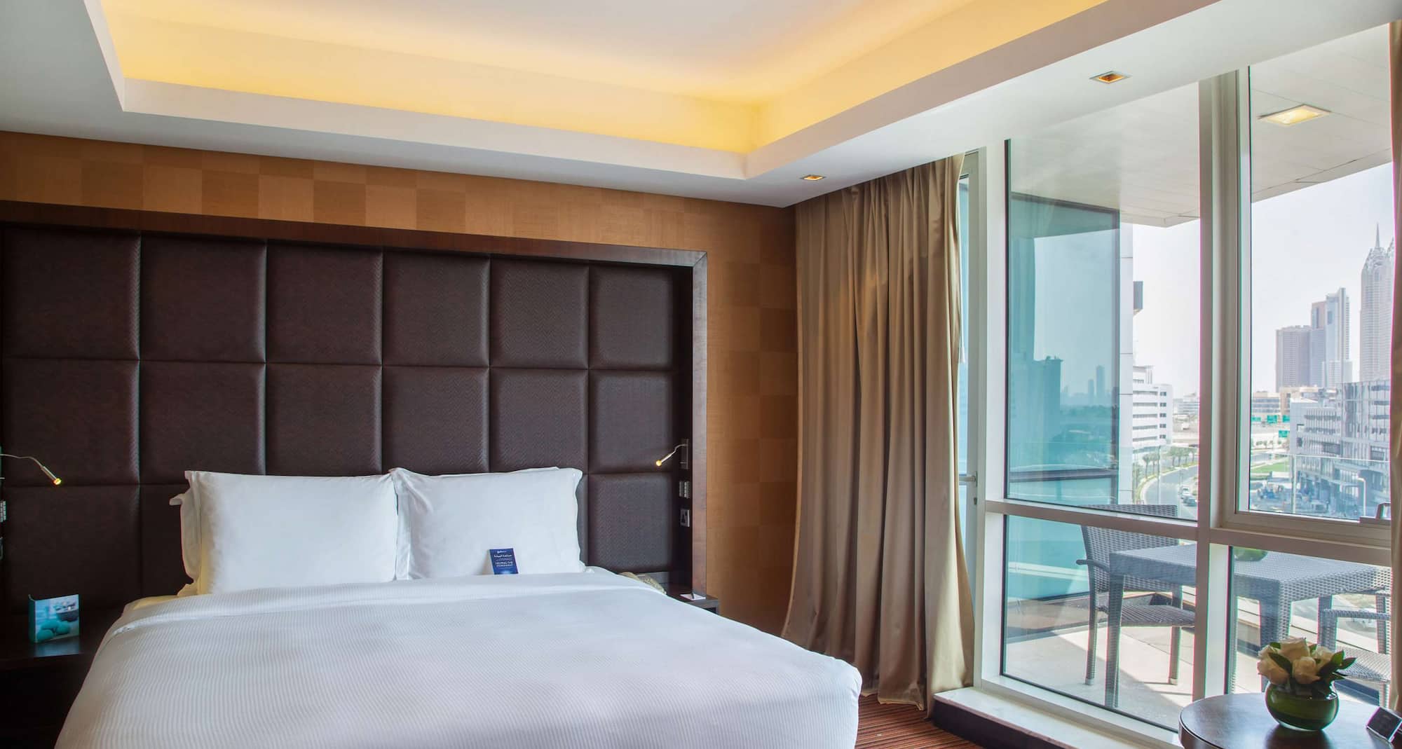 Radisson Blu Hotel, Dubai Media City - Executive Room with Lounge Access and Balcony