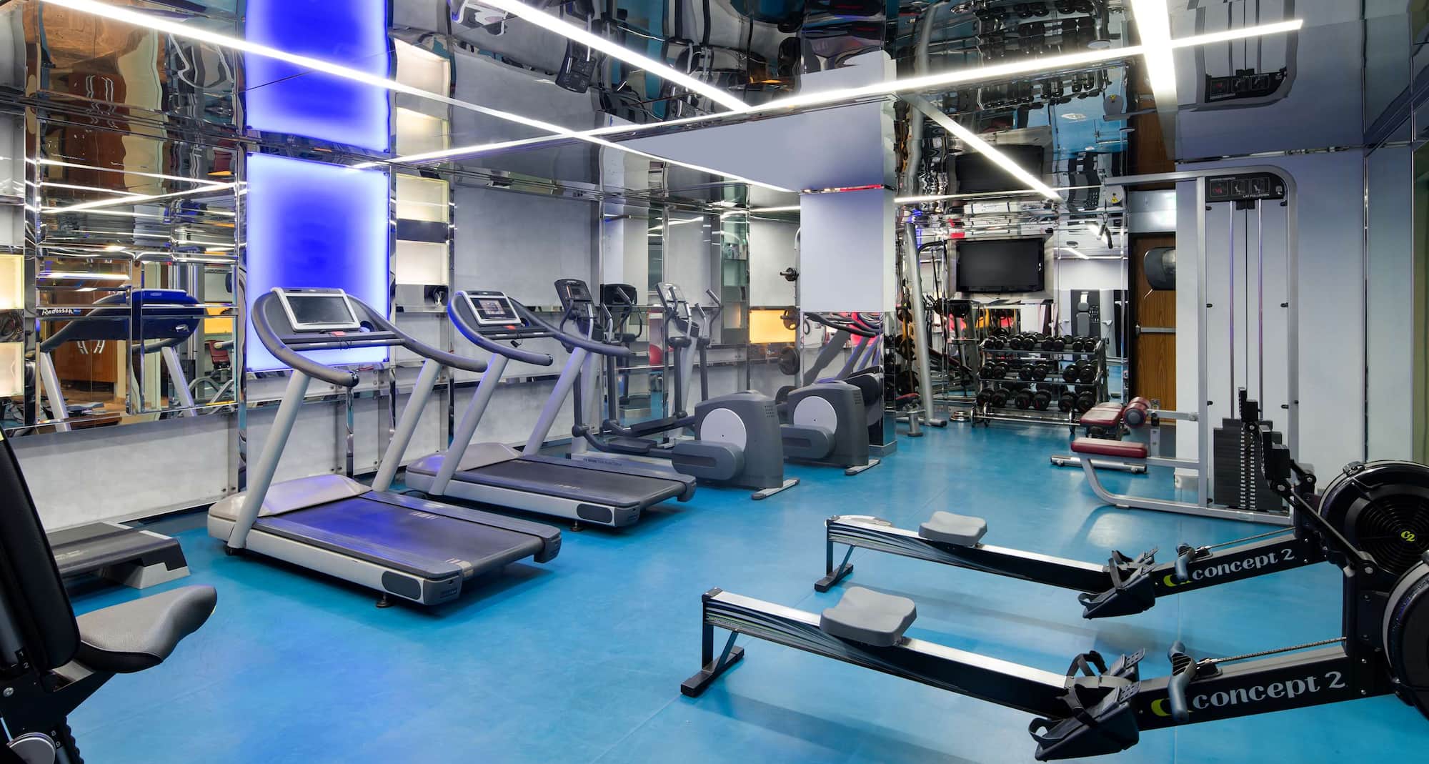 Radisson Blu Hotel, Dubai Media City - Gym