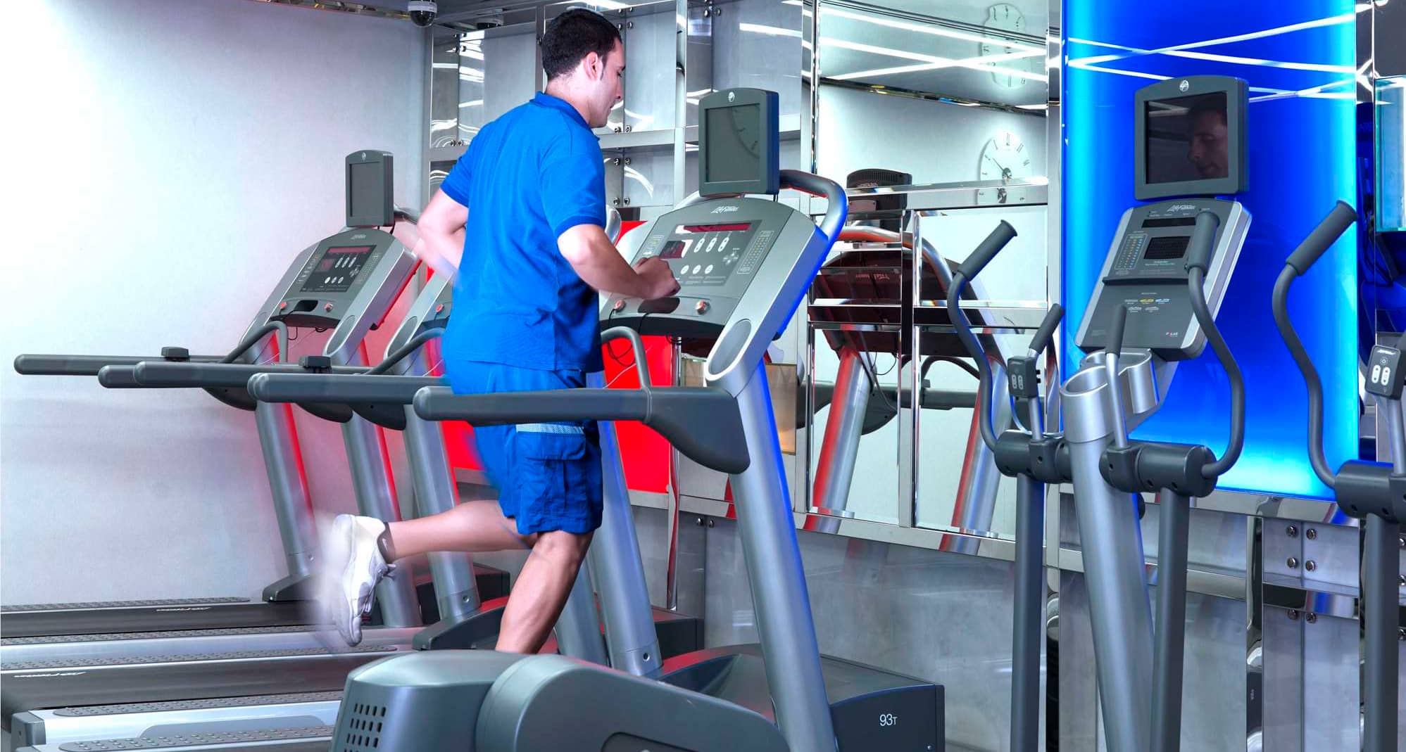 Radisson Blu Hotel, Dubai Media City - Gym