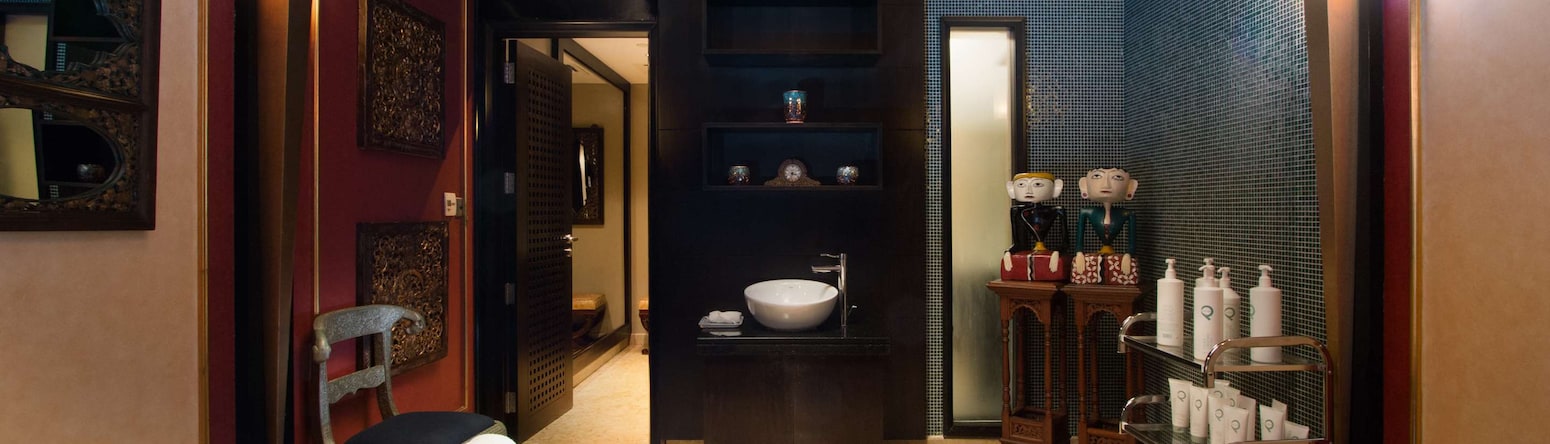 Radisson Blu Hotel, Dubai Media City - Spa Senso Balinese Treatment Room