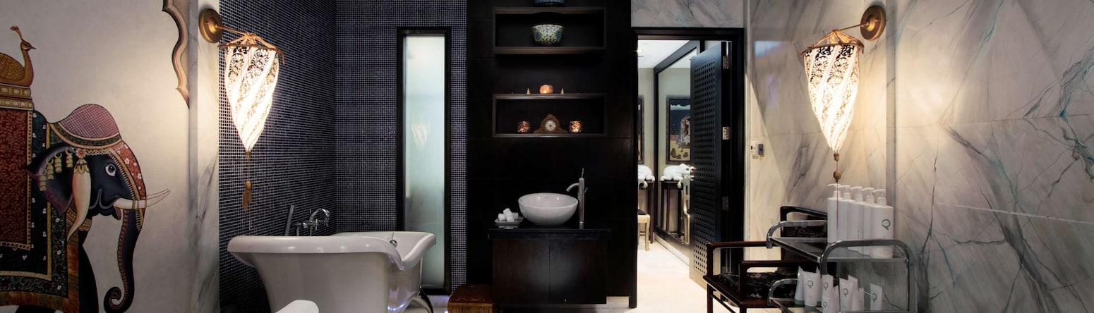 Radisson Blu Hotel, Dubai Media City - Senso Spa Treatment Room