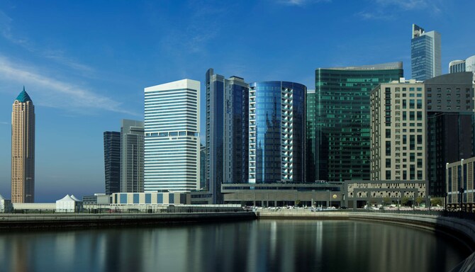 Radisson Blu Hotel, Dubai Waterfront - Hotel exterior