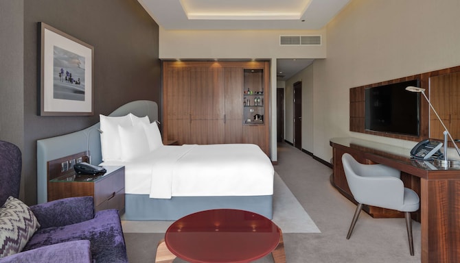 Radisson Blu Hotel, Dubai Waterfront - Superior Room