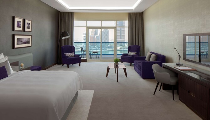 Radisson Blu Hotel, Dubai Waterfront — номер