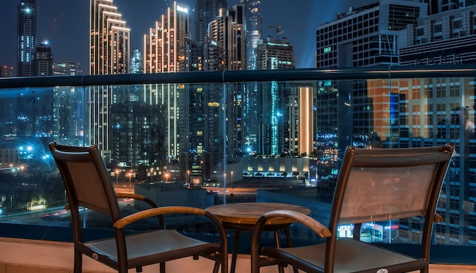 Hotel in Business Bay, Dubai - Book Now | Radisson Blu