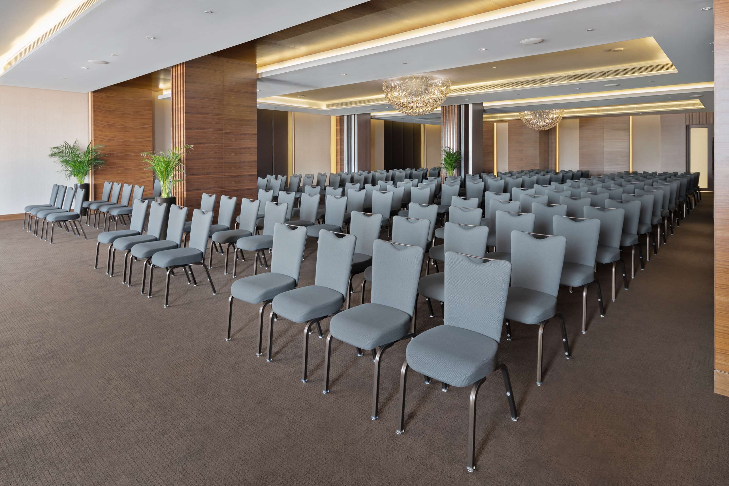 Best conference hotel in Dubai, meeting rooms | Radisson Blu