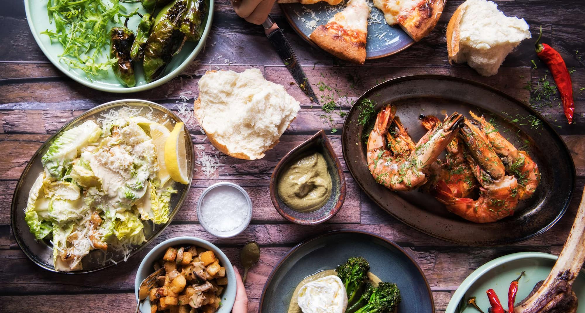 {slide.slideData.multimedia.alternateText}