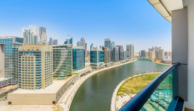 Radisson Blu Hotel, Dubai Waterfront - Room View