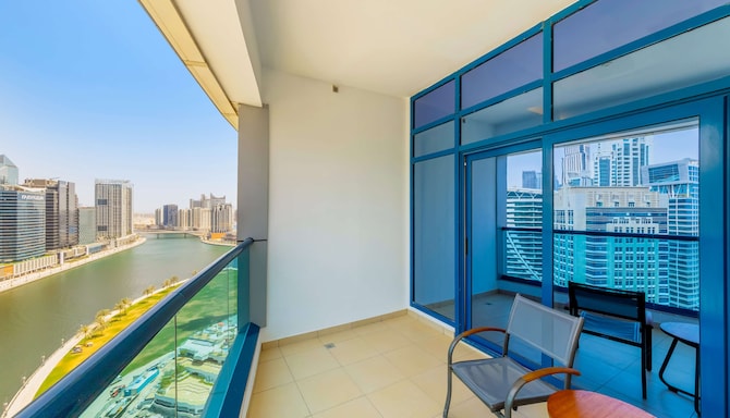 Radisson Blu Hotel, Dubai Waterfront - Room View