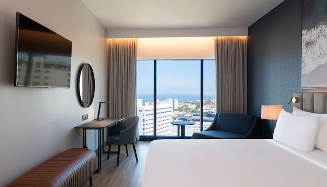 Radisson Blu Hotel, Durban Umhlanga - Family Room