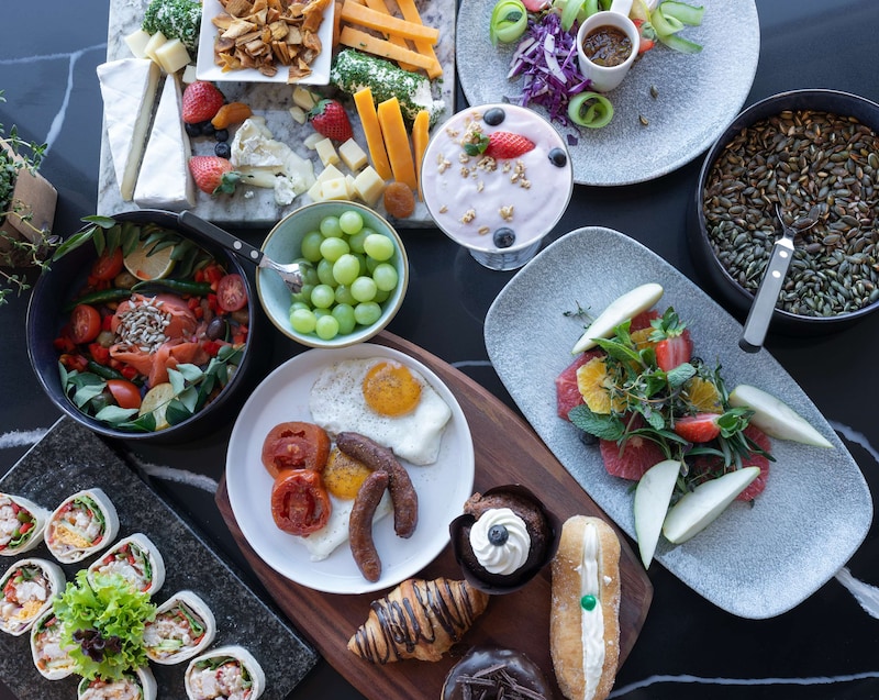 Firelake Grill Hours & Cocktail Bar Radisson Hotels