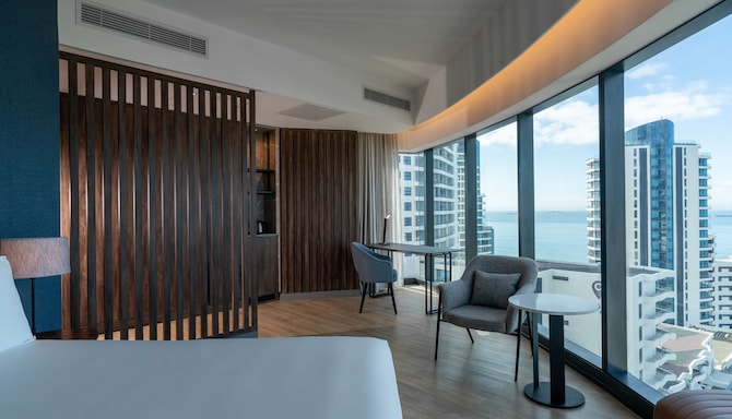 Radisson Blu Hotel, Durban Umhlanga - Guest room