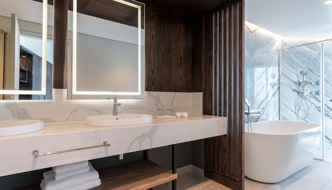 Radisson Blu Hotel, Durban Umhlanga - Suite - Sea View