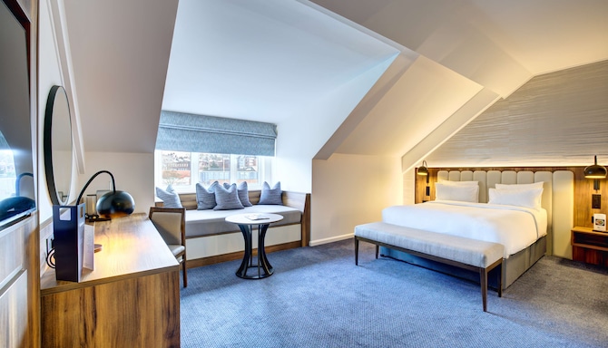 Radisson Blu Hotel, Durham - Premium Room - River View