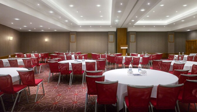 Radisson Blu Hotel, Durham - Meeting Room Banquet Style