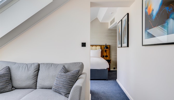 Radisson Blu Hotel, Durham - Presidential Suite lounge