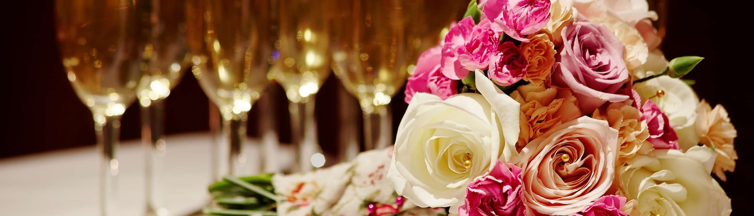 Radisson Blu Hotel, Durham - Flowers and Champagne