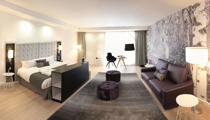Radisson Blu Hotel, East Midlands Airport - Suite