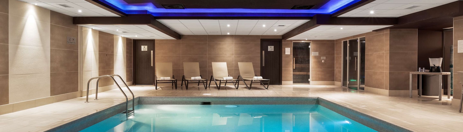 Radisson Blu Hotel, Edinburgh City Centre - Indoor swimming pool