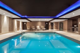Radisson Blu Hotel, Edinburgh City Centre - Indoor swimming pool