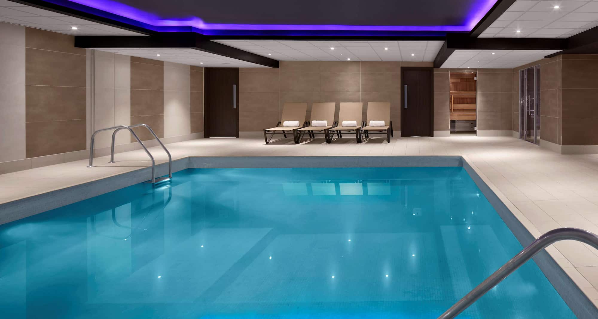 Radisson Blu Hotel, Edinburgh City Centre - Poolutsikt