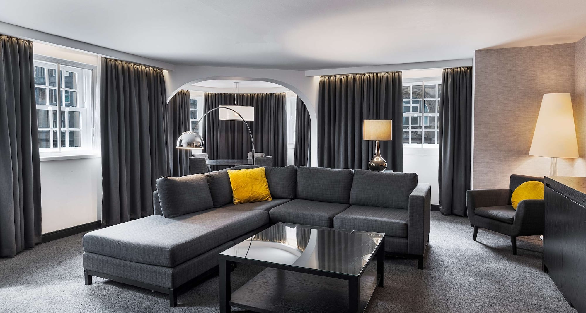 Radisson Blu Hotel, Edinburgh City Centre - Royal Suite