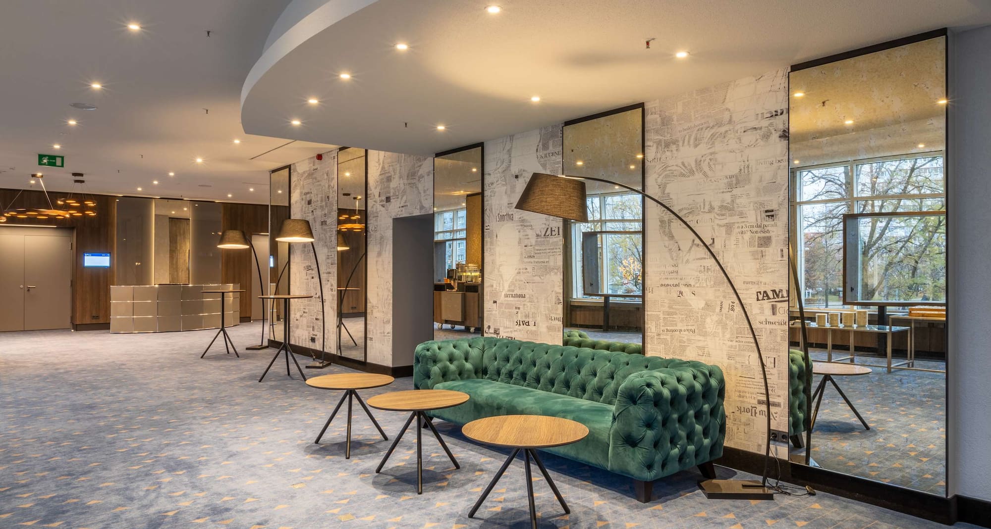 Radisson Blu Hotel, Erfurt - Foyer auf der 2. Etage