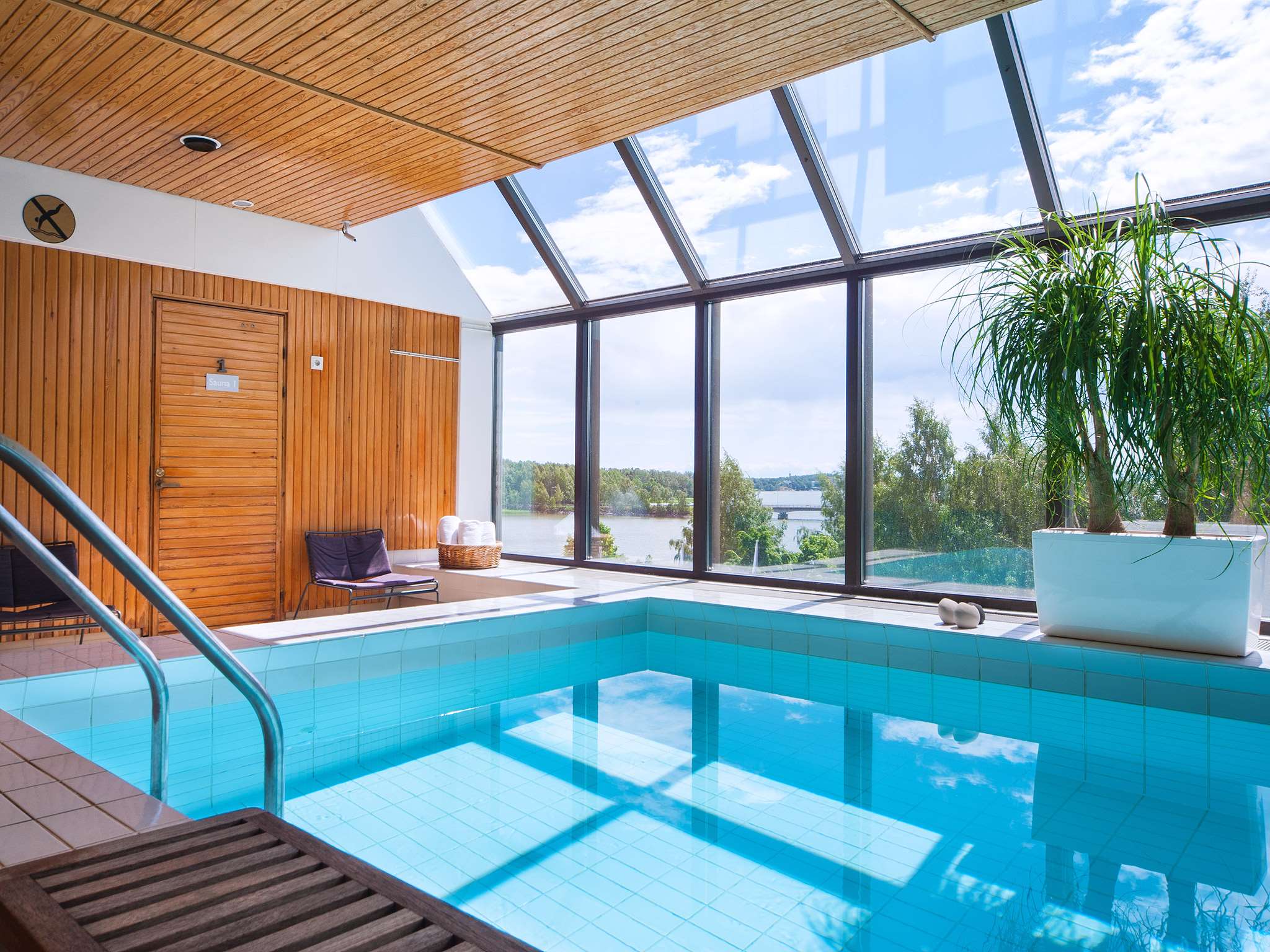 Radisson Blu Hotel, Espoo - Pool