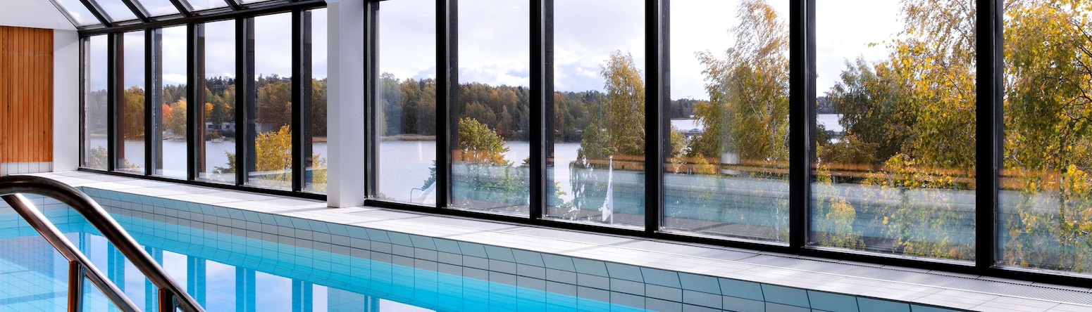 Radisson Blu Hotel, Espoo - Pool and wellness area