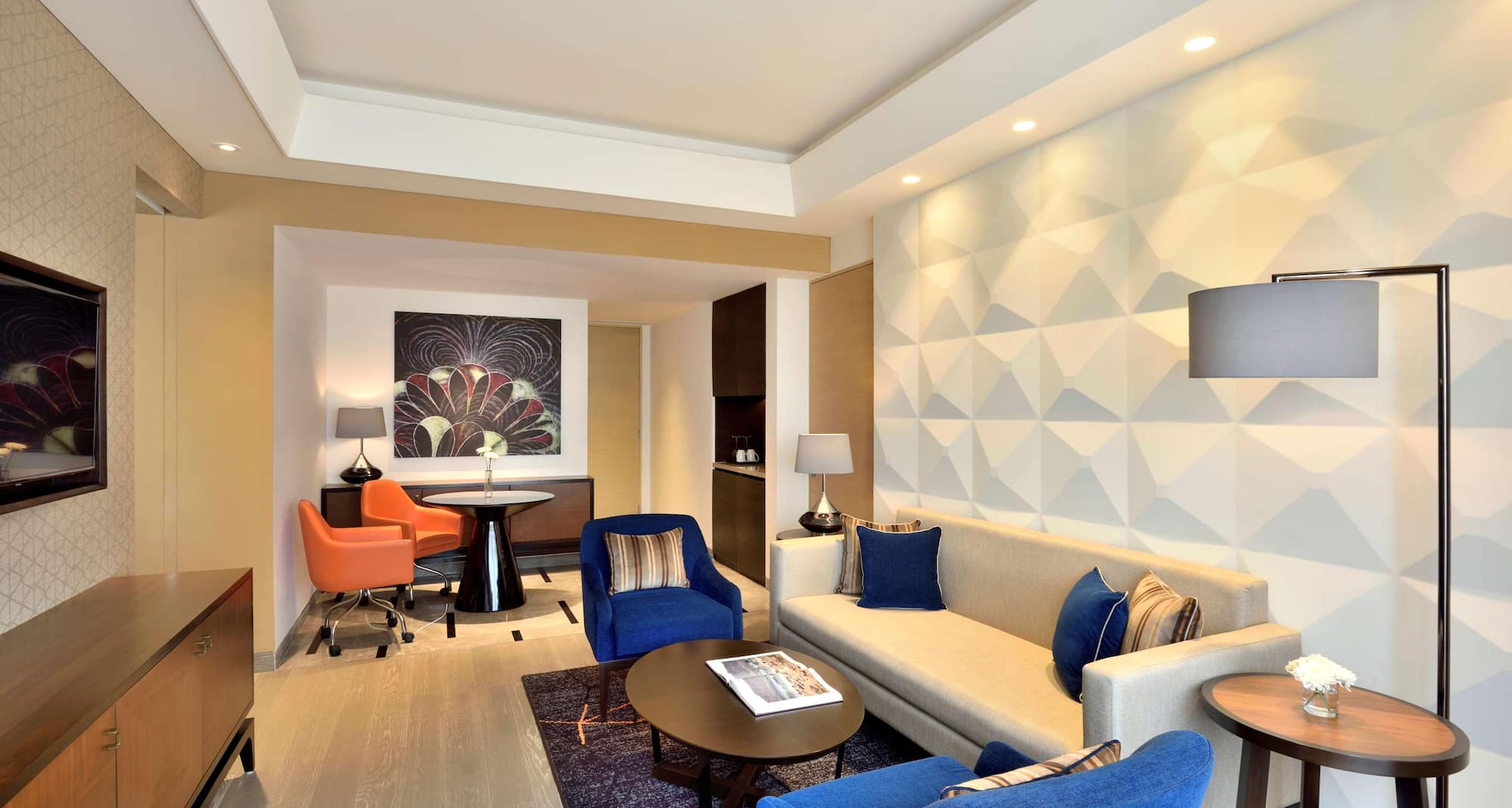 Radisson Blu Hotel, Faridabad - Suite Lounge