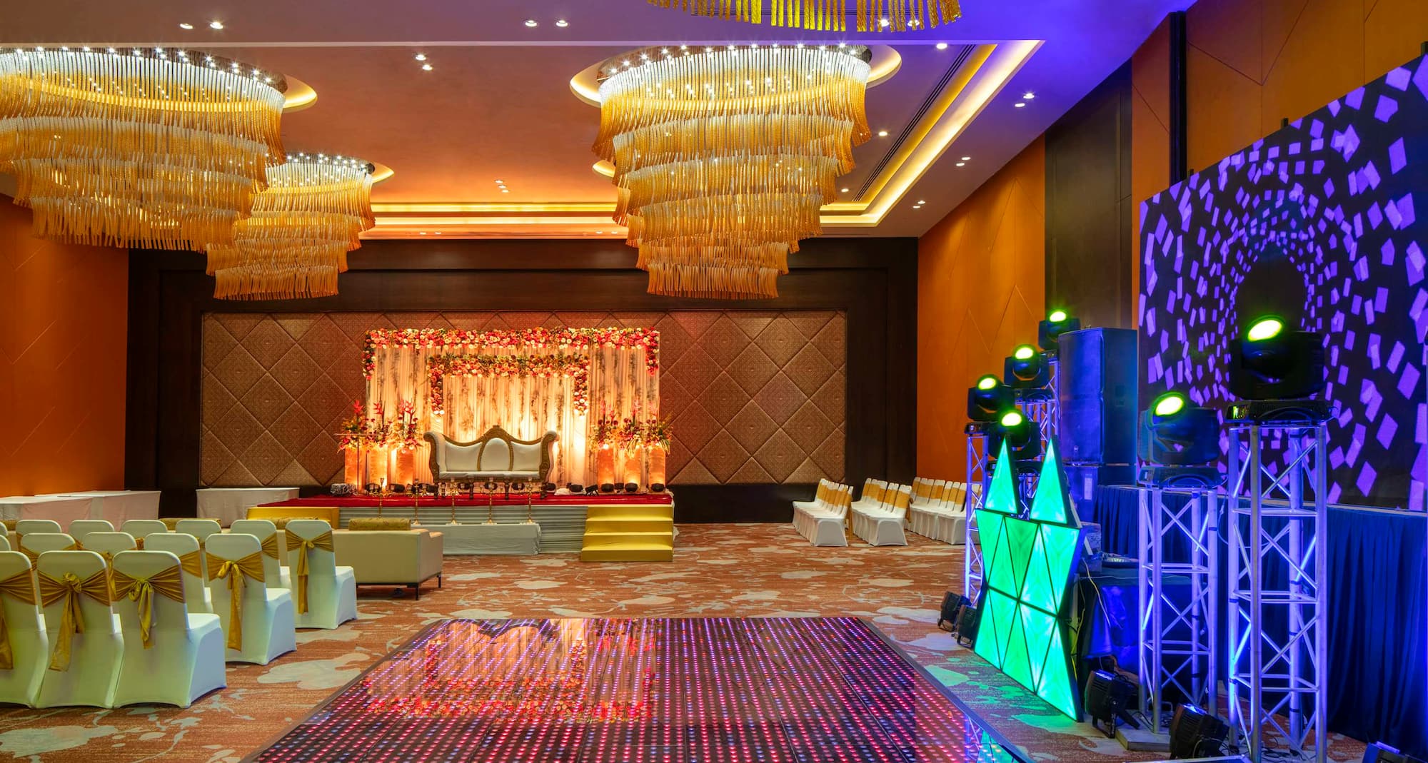 Radisson Blu Hotel, Faridabad - Ballroom Decor